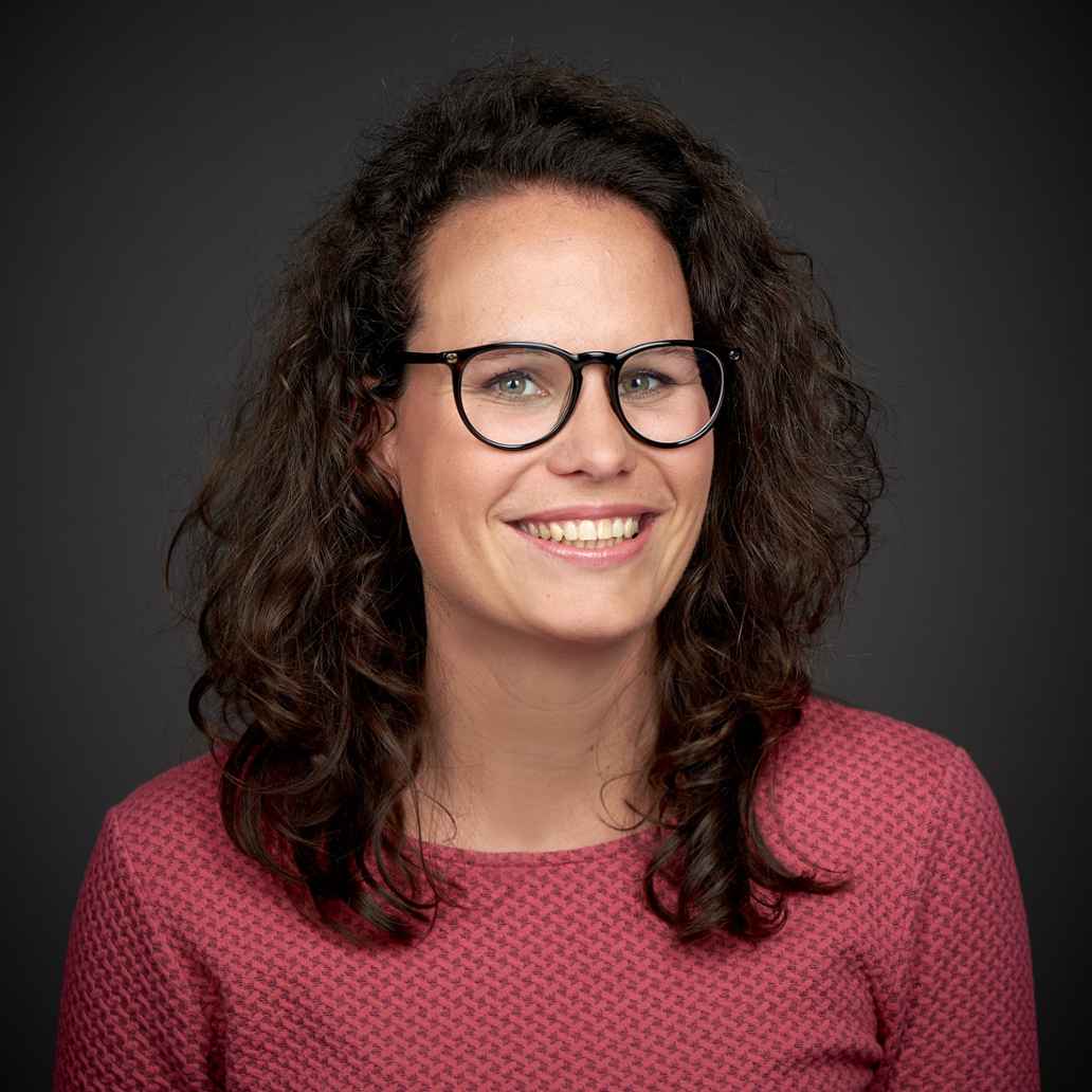 Esther Mennens